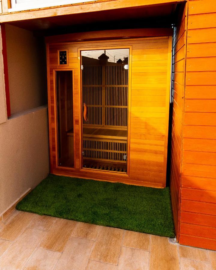 Evasion En Plein Coeur De La Ville Studio Jacuzzis Sauna Et Piscine Au Centre De פורט-לואיס מראה חיצוני תמונה